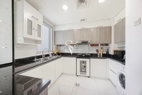 Apartment in Al Furjan, Dubai 2 bedrooms, 129 sq.m. № 111092 - photo 8