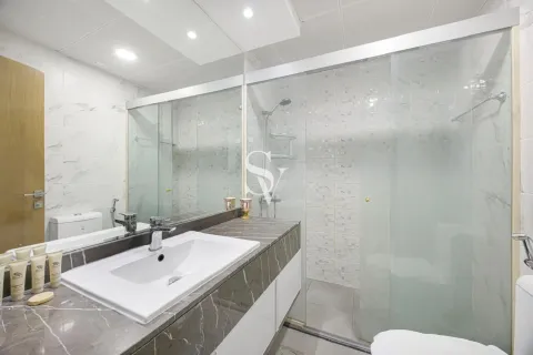 Apartment in Al Furjan, Dubai 2 bedrooms, 129 sq.m. № 111092 - photo 2