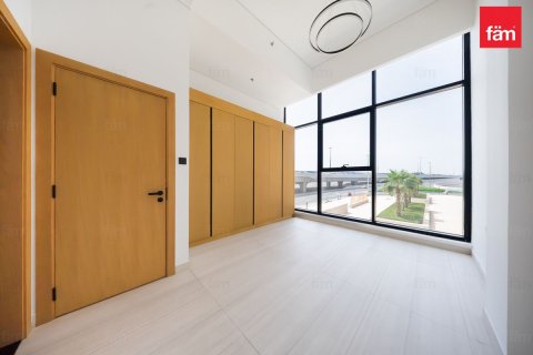 Apartment in Business Bay, Dubai 3 bedrooms, 130.2 sq.m. № 102639 - photo 13