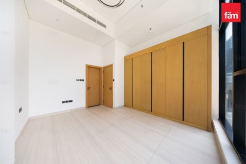 Apartment in Business Bay, Dubai 3 bedrooms, 130.2 sq.m. № 102639 - photo 10