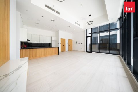 Apartment in Business Bay, Dubai 3 bedrooms, 130.2 sq.m. № 102639 - photo 18