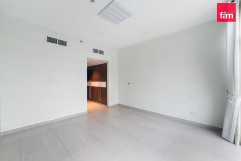 Apartment in Al Kifaf, Dubai 3 bedrooms, 200.9 sq.m. № 102743 - photo 13
