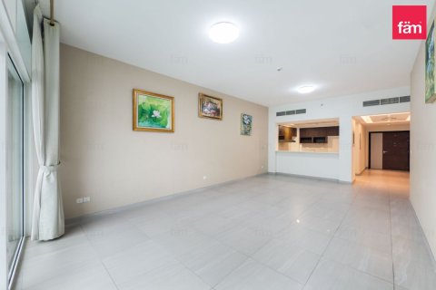 Apartment in Al Kifaf, Dubai 3 bedrooms, 200.9 sq.m. № 102743 - photo 19