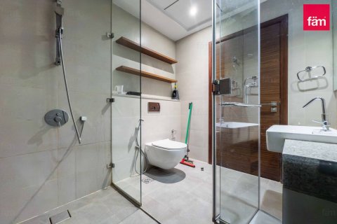 Apartment in Al Kifaf, Dubai 3 bedrooms, 200.9 sq.m. № 102743 - photo 12