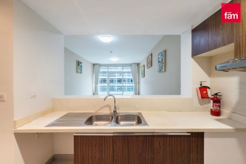 Apartment in Al Kifaf, Dubai 3 bedrooms, 200.9 sq.m. № 102743 - photo 16