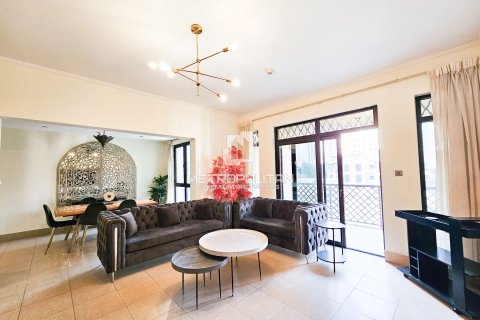 Снять в аренду квартиру в Old Town, Дубай: 2 спальни, 129м², № 74220 - фото 5