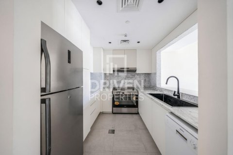 Apartment in Umm Suqeim 3, Umm Suqeim, Dubai 2 bedrooms, 125.51 sq.m. № 127898 - photo 3