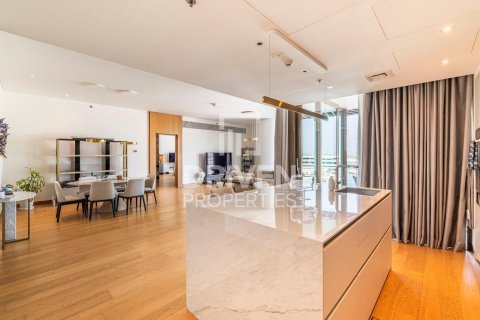 Apartment in Jumeirah Bay Island, Jumeirah, Dubai 3 bedrooms, 242.48 sq.m. № 127907 - photo 16