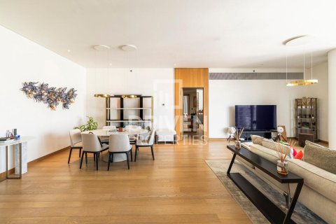Apartment in Jumeirah Bay Island, Jumeirah, Dubai 3 bedrooms, 242.48 sq.m. № 127907 - photo 4