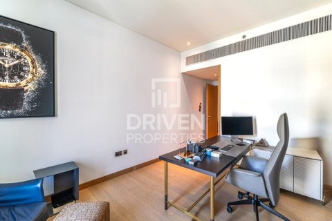 Apartment in Jumeirah Bay Island, Jumeirah, Dubai 3 bedrooms, 242.48 sq.m. № 127907 - photo 8