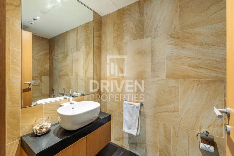 Apartment in Jumeirah Bay Island, Jumeirah, Dubai 3 bedrooms, 242.48 sq.m. № 127907 - photo 18