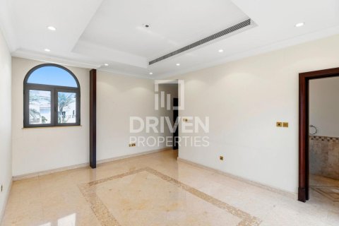 Villa en Signature Villas, Palm Jumeirah, Dubai, 6 dormitorios, 1245.37 m², № 127900 - foto 11
