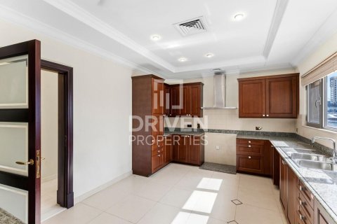 Villa en Signature Villas, Palm Jumeirah, Dubai, 6 dormitorios, 1245.37 m², № 127900 - foto 18