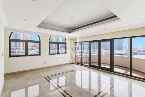 Villa en Signature Villas, Palm Jumeirah, Dubai, 6 dormitorios, 1245.37 m², № 127900 - foto 14