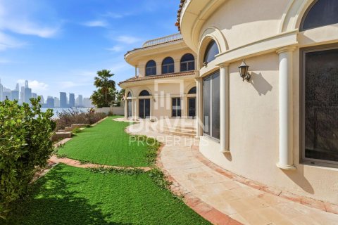 Villa en Signature Villas, Palm Jumeirah, Dubai, 6 dormitorios, 1245.37 m², № 127900 - foto 26