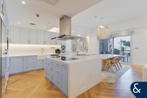 Appartement à Palm Jumeirah, Dubai, 2 chambres, 371 m², № 88916