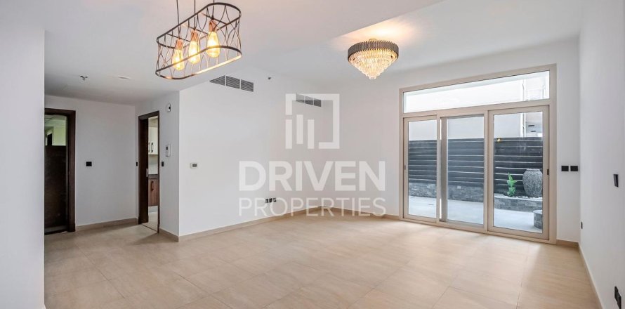 Appartement à Al Furjan, Dubai, 2 chambres, 196 m², № 86276