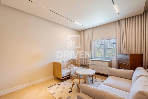 Townhouse in Jumeirah Village Circle, Dubai 3 bedrooms, 247 sq.m. № 86278 - photo 11