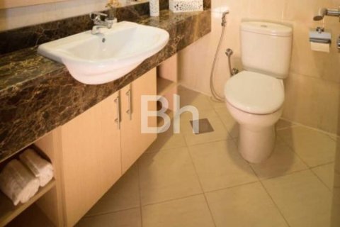 Apartment in Dubai Marina, Dubai 1 bedroom, 65 sq.m. № 25086 - photo 8