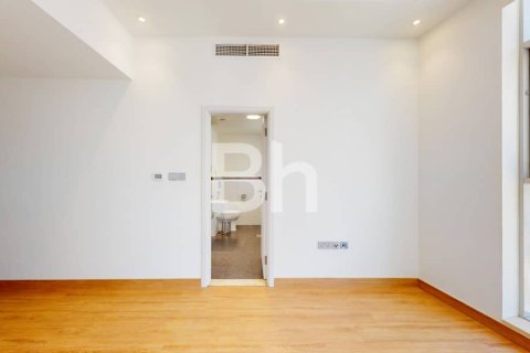 Apartment in Dubai Marina, Dubai 3 bedrooms, 148 sq.m. № 25085 - photo 20