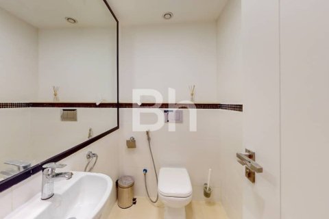 Apartment in Dubai Marina, Dubai 3 bedrooms, 148 sq.m. № 25085 - photo 10