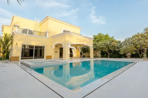 Villa en Jumeirah Park Homes, Jumeirah Park, Dubai, 4 dormitorios, 749 m², № 103125