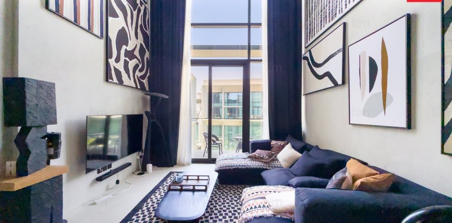 Apartamento en Dubai, 1 dormitorio, 74 m², № 111044