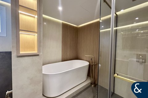 Купить виллу в Meadows, Дубай: 3 спальни, 320м², № 78799 - фото 12