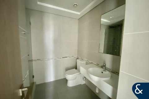 Apartamento en DuBiotech, Dubai, 2 dormitorios, 105 m², № 78796 - foto 11