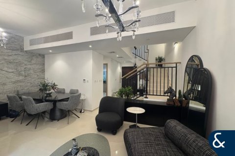 Купить виллу в DAMAC Hills (Akoya by DAMAC), Дубай: 3 спальни, 184м², № 78800 - фото 3