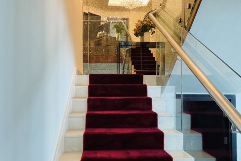 Apartment in Dubai Marina, Dubai 3 bedrooms, 375 sq.m. № 109588 - photo 10