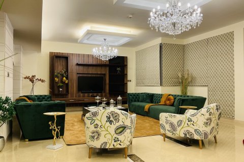 Apartment in Dubai Marina, Dubai 3 bedrooms, 375 sq.m. № 109588 - photo 2