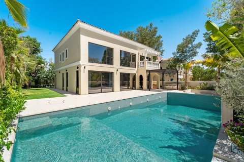 Villa in Jumeirah Village Triangle, Dubai 5 bedrooms, 418 sq.m. № 109587 - photo 25