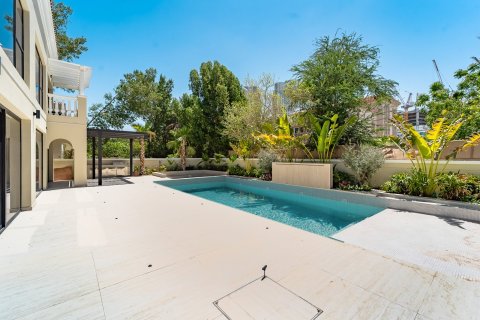 Villa in Jumeirah Village Triangle, Dubai 5 bedrooms, 418 sq.m. № 109587 - photo 23