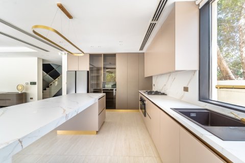 Villa in Jumeirah Village Triangle, Dubai 5 bedrooms, 418 sq.m. № 109587 - photo 6