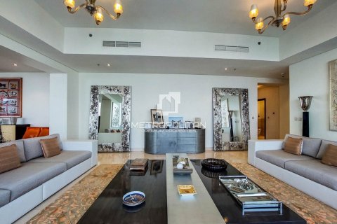 Apartment in Burj Vista, Downtown Dubai (Downtown Burj Dubai), Dubai 4 bedrooms, 401 sq.m. № 73858 - photo 16