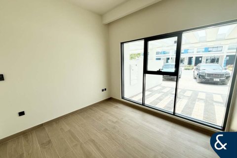 Townhouse in Damac Lagoons, Dubai 4 bedrooms, 144 sq.m. № 76449 - photo 13