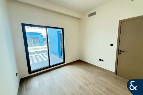 Townhouse in Damac Lagoons, Dubai 4 bedrooms, 144 sq.m. № 76449 - photo 14