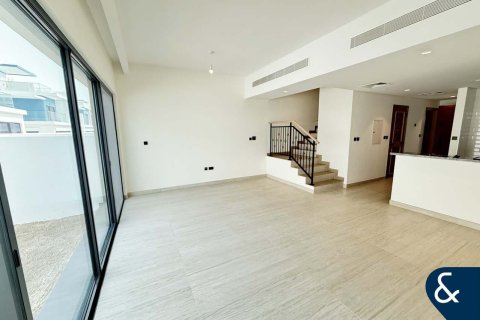 Townhouse in Damac Lagoons, Dubai 4 bedrooms, 144 sq.m. № 76449 - photo 2