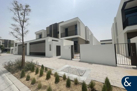 Villa in Al Furjan, Dubai 4 bedrooms, 342 sq.m. № 76450 - photo 1