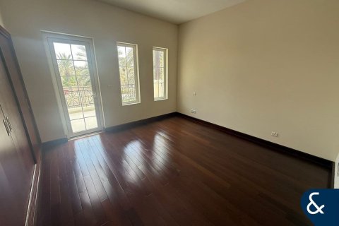 Villa in Arabian Ranches, Dubai 4 bedrooms, 640 sq.m. № 76440 - photo 12