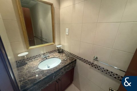 Villa in Arabian Ranches, Dubai 4 bedrooms, 640 sq.m. № 76440 - photo 7