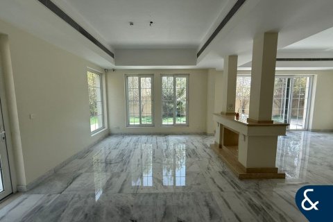 Villa in Arabian Ranches, Dubai 4 bedrooms, 640 sq.m. № 76440 - photo 6