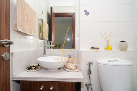 Apartamento en Executive Towers, Business Bay, Dubai, 2 dormitorios, 141 m², № 123201 - foto 16