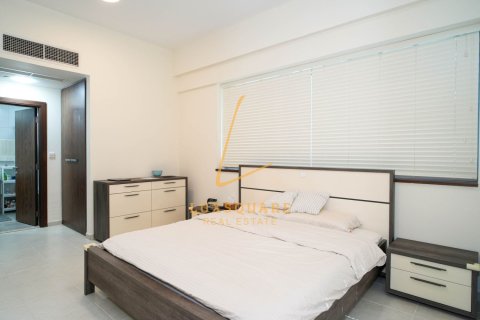 Apartamento en Executive Towers, Business Bay, Dubai, 2 dormitorios, 141 m², № 123201 - foto 13