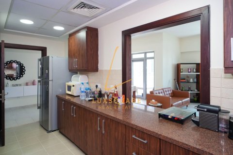 Apartamento en Executive Towers, Business Bay, Dubai, 2 dormitorios, 141 m², № 123201 - foto 21