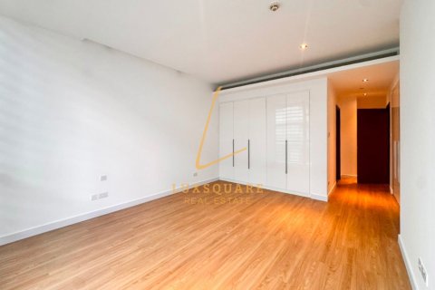 Appartement à Al Wasl, Dubai, 3 chambres, 215 m², № 123205 - photo 16