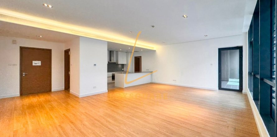 Appartement à Al Wasl, Dubai, 3 chambres, 215 m², № 123205