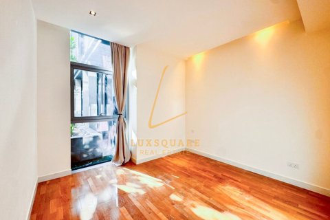Apartment in Al Wasl, Dubai 3 bedrooms, 222 sq.m. № 123200 - photo 8
