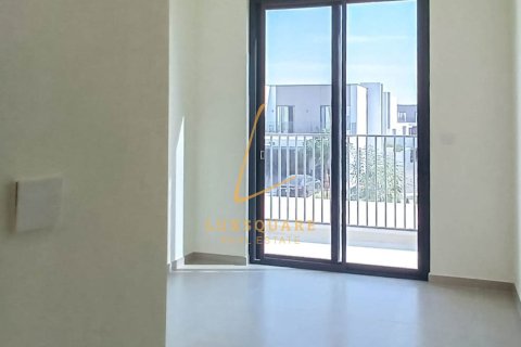 Villa in EMAAR South, Dubai South (Dubai World Central), Dubai 3 bedrooms, 141 sq.m. № 123203 - photo 16